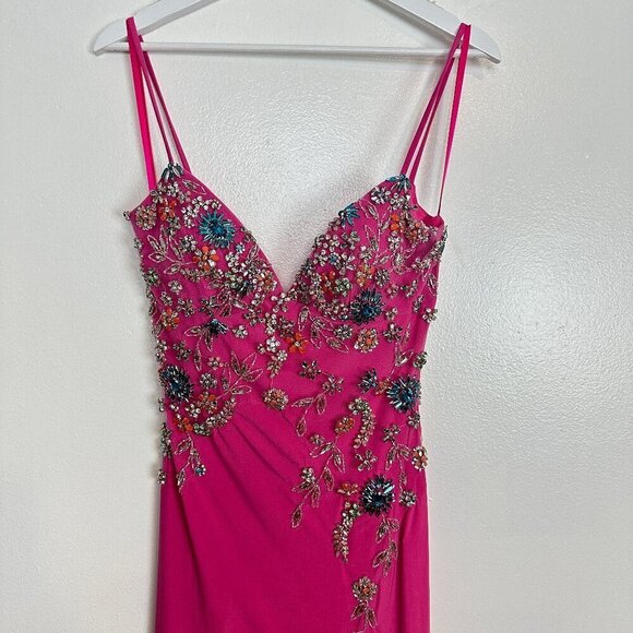 MAC DUGGAL Beaded Floral Detail Side Slit Gown in Candy Pink Size US 0 - Picture 4 of 9